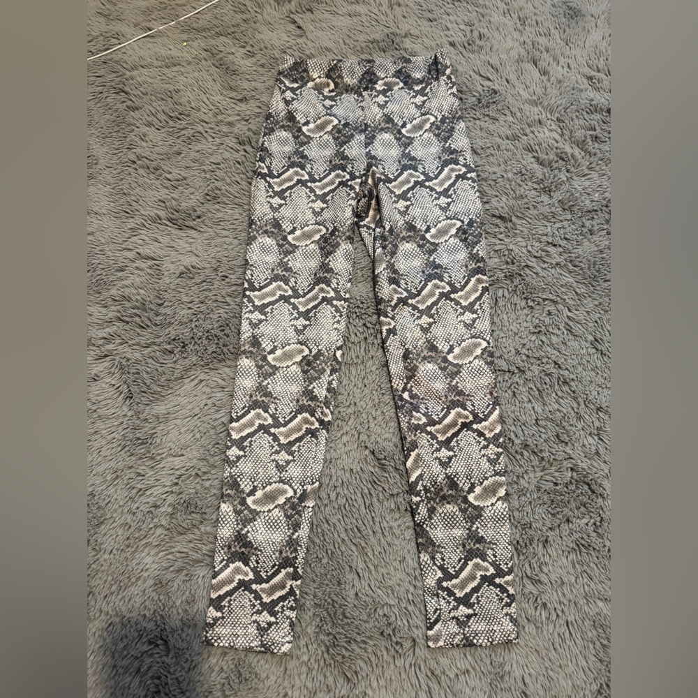Snakeskin Print Leggings so soft